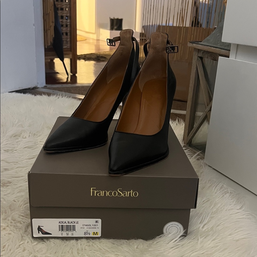 Franco Sarto Black Pointed Toe Heels